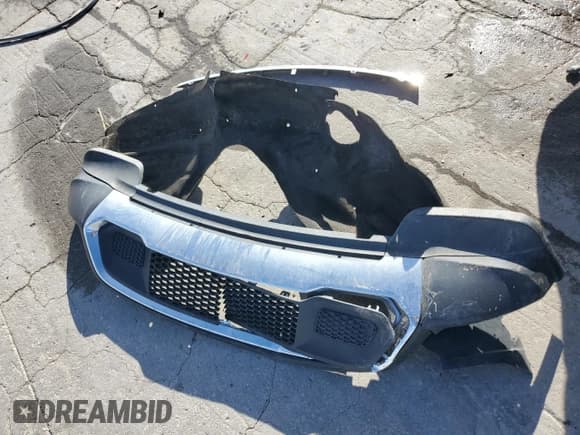 ✅ 2025 Ford Maverick XLT • VIN: 3FTTW8J30SRA17791 • Лот: 50252485. Опубликован ранее на Copart с пробегом 2 325 миль. Бесплатный доступ к архиву аукционных продаж из США и подробный отчёт об истории автомобиля на DreamBid. Изображение 12.