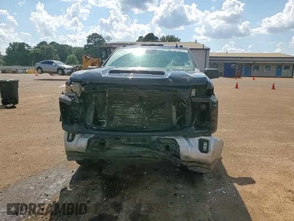 ✅ 2024 Chevrolet Silverado 2500HD LT • VIN: 1GC5YNE78RF135285 • Lot: 68760615. Listed on Copart with 66,721 mi. Free auction sales archive from the USA and detailed vehicle history report at DreamBid. Image 13.