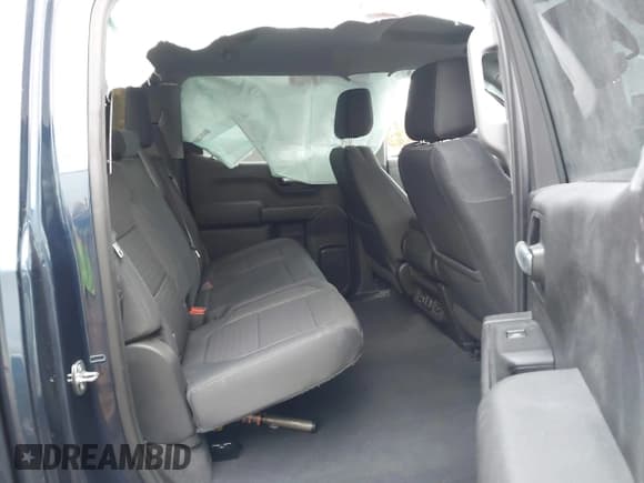 ✅ 2019 Chevrolet Silverado 1500 LT • VIN: 3GCUYDED7KG193050 • Lot: 43537138. Listed on IAAI with Not provided. Free auction sales archive from the USA and detailed vehicle history report at DreamBid. Image 8.