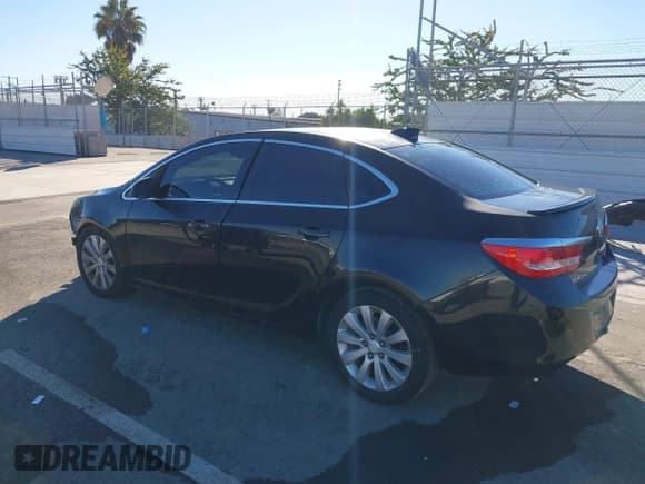 ✅ 2015 Buick Verano • VIN: 1G4PP5SK3F4202138 • Лот: 43805018. Опубликован ранее на IAAI с пробегом 139 899 миль. Бесплатный доступ к архиву аукционных продаж из США и подробный отчёт об истории автомобиля на DreamBid. Изображение 3.