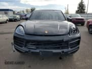 ✅ 2019 Porsche Cayenne • VIN: WP1AA2AY1KDA13352 • Lot: 86834355. Wystawiony na Copart z przebiegiem 65 314 mil. Bezpłatny archiwum sprzedaży aukcyjnych z USA i szczegółowy raport historii pojazdu na DreamBid. Zdjęcie 5.