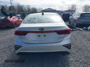 ✅ 2019 Kia Forte LXS • VIN: 3KPF24AD4KE095492 • Lot: 41968689. Listed on IAAI with 89,652 mi. Free auction sales archive from the USA and detailed vehicle history report at DreamBid. Image 16.