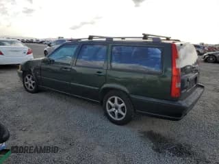 ✅ 2000 Volvo V70 • VIN: YV1LW56D9Y2651351 • Lot: 86650245. Listed on Copart with 139,087 mi. Free auction sales archive from the USA and detailed vehicle history report at DreamBid. Image 2.