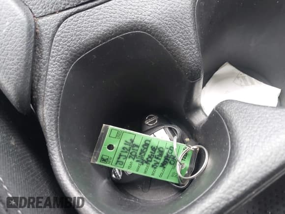 ✅ 2018 Nissan Rogue SL • VIN: 5N1AT2MT7JC792901 • Lot: 42696131. Listed on IAAI with 134,408 mi. Free auction sales archive from the USA and detailed vehicle history report at DreamBid. Image 11.