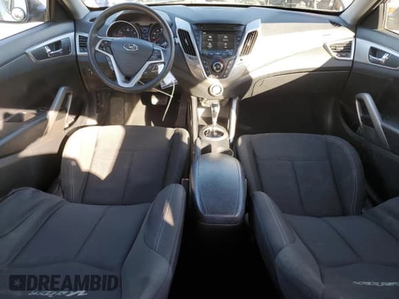 ✅ 2015 Hyundai Veloster RE:FLEX • VIN: KMHTC6AD9FU236667 • Lot: 89115885. Wystawiony na Copart z przebiegiem 125 845 mil. Bezpłatny archiwum sprzedaży aukcyjnych z USA i szczegółowy raport historii pojazdu na DreamBid. Zdjęcie 8.