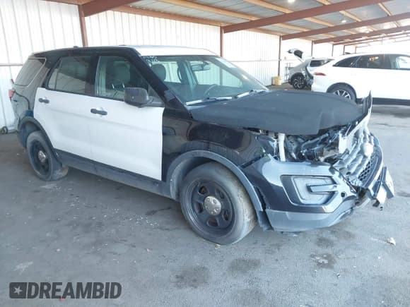 ✅ 2019 Ford Police Interceptor Utility • VIN: 1FM5K8AR4KGA12234 • Lot: 34466870. Wystawiony na IAAI z przebiegiem 69 394 mil. Bezpłatny archiwum sprzedaży aukcyjnych z USA i szczegółowy raport historii pojazdu na DreamBid. Zdjęcie 1.