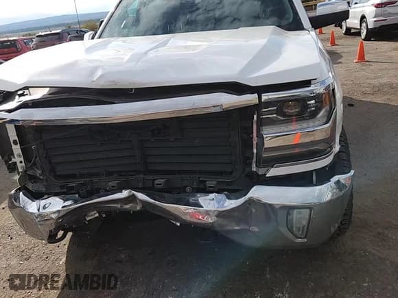 ✅ 2018 Chevrolet Silverado 1500 LTZ • VIN: 3GCUKSEC5JG262474 • Lot: 82337835. Wystawiony na Copart z przebiegiem 109 323 mil. Bezpłatny archiwum sprzedaży aukcyjnych z USA i szczegółowy raport historii pojazdu na DreamBid. Zdjęcie 14.