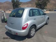 ✅ 2008 Chrysler PT Cruiser • VIN: 3A8FY48B38T106143 • Lot: 42985221. Wystawiony na IAAI z przebiegiem 121 724 mil. Bezpłatny archiwum sprzedaży aukcyjnych z USA i szczegółowy raport historii pojazdu na DreamBid. Zdjęcie 4.