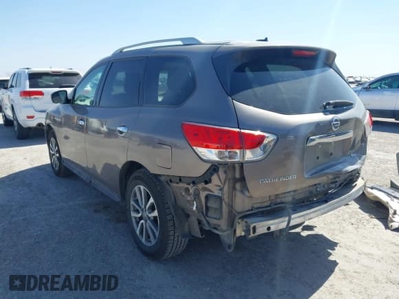 ✅ 2014 Nissan Pathfinder SV • VIN: 5N1AR2MN2EC626243 • Lot: 41774399. Listed on IAAI with 146,363 mi. Free auction sales archive from the USA and detailed vehicle history report at DreamBid. Image 3.