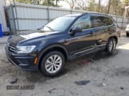 ✅ 2018 Volkswagen Tiguan SEL • VIN: 3VV3B7AX2JM137890 • Лот: 48318645. Опубликован ранее на Copart с пробегом 112 602 миль. Бесплатный доступ к архиву аукционных продаж из США и подробный отчёт об истории автомобиля на DreamBid. Изображение 1.