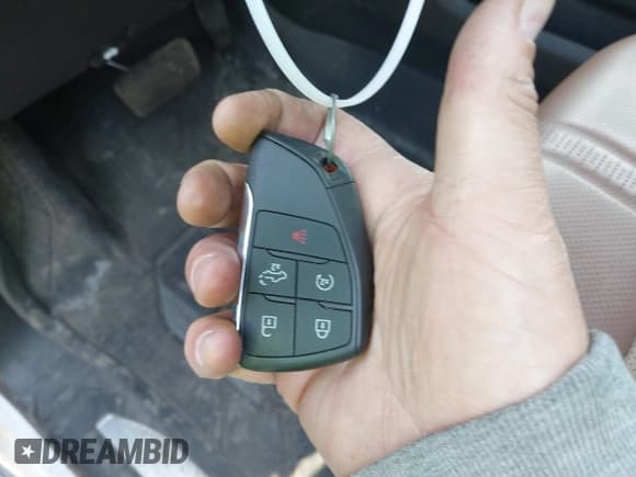 ✅ 2025 Chevrolet Silverado 1500 • VIN: 3GCUKJEL2SG115606 • Лот: 41917657. Опубликован ранее на IAAI с пробегом 10 413 миль. Бесплатный доступ к архиву аукционных продаж из США и подробный отчёт об истории автомобиля на DreamBid. Изображение 11.