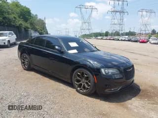 ✅ 2017 Chrysler 300 S • VIN: 2C3CCABG1HH593898 • Lot: 42835963. Listed on IAAI with 165,942 mi. Free auction sales archive from the USA and detailed vehicle history report at DreamBid. Image 1.