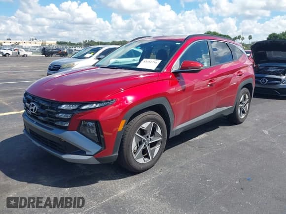 ✅ 2025 Hyundai Tucson SEL Convenience • VIN: 5NMJC3DE8SH469049 • Lot: 43311716. Wystawiony na IAAI z przebiegiem 8 451 mil. Bezpłatny archiwum sprzedaży aukcyjnych z USA i szczegółowy raport historii pojazdu na DreamBid. Zdjęcie 2.