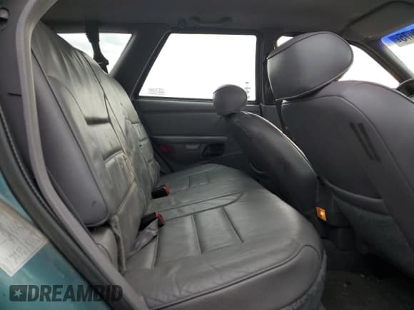 ✅ 1992 Ford Taurus • VIN: 1FACP57U0NA163978 • Lot: 92873075. Wystawiony na Copart z przebiegiem 17 125 mil. Bezpłatny archiwum sprzedaży aukcyjnych z USA i szczegółowy raport historii pojazdu na DreamBid. Zdjęcie 10.