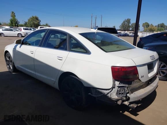 ✅ 2005 Audi A6 • VIN: WAUDG74F25N089470 • Лот: 42899871. Опубликован ранее на IAAI с пробегом 198 726 миль. Бесплатный доступ к архиву аукционных продаж из США и подробный отчёт об истории автомобиля на DreamBid. Изображение 3.