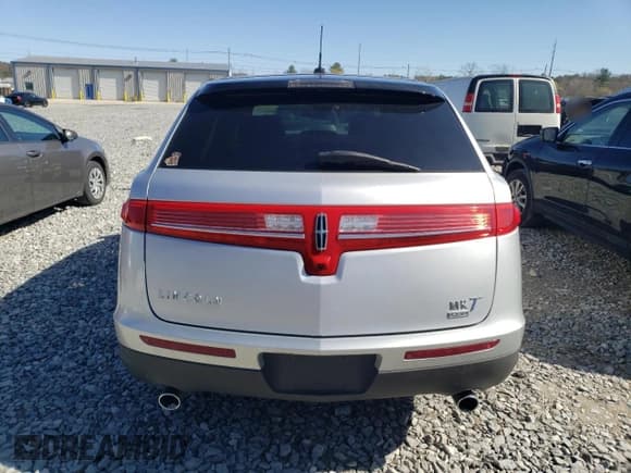 ✅ 2011 Lincoln MKT • VIN: 2LMHJ5AR4BBJ50348 • Лот: 52296835. Опубликован ранее на Copart с пробегом Не указан. Бесплатный доступ к архиву аукционных продаж из США и подробный отчёт об истории автомобиля на DreamBid. Изображение 6.