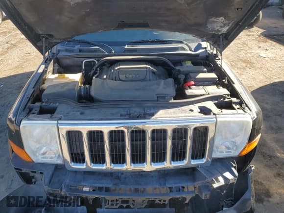 ✅ 2009 Jeep Commander Limited • VIN: 1J8HG58T19C554503 • Лот: 80999924. Опубликован ранее на Copart с пробегом 126 101 миль. Бесплатный доступ к архиву аукционных продаж из США и подробный отчёт об истории автомобиля на DreamBid. Изображение 13.