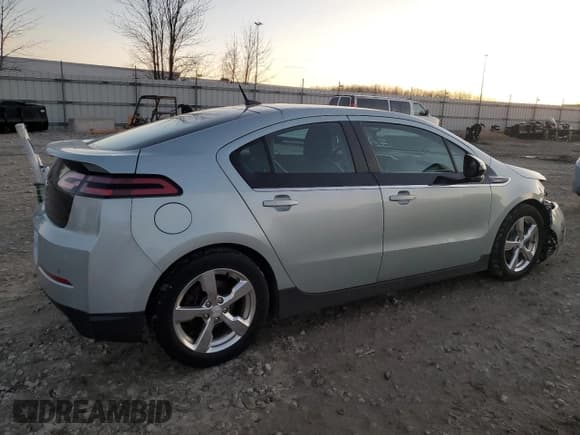 ✅ 2012 Chevrolet Volt • VIN: 1G1RD6E49CU107936 • Lot: 80242984. Wystawiony na Copart z przebiegiem 65 537 mil. Bezpłatny archiwum sprzedaży aukcyjnych z USA i szczegółowy raport historii pojazdu na DreamBid. Zdjęcie 3.
