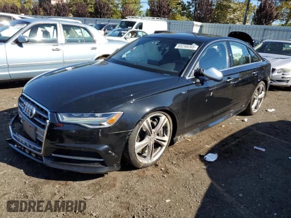 ✅ 2018 Audi S6 Premium Plus • VIN: WAUFFAFCXJN027952 • Лот: 85298205. Опубликован ранее на Copart с пробегом 58 318 миль. Бесплатный доступ к архиву аукционных продаж из США и подробный отчёт об истории автомобиля на DreamBid. Изображение 1.