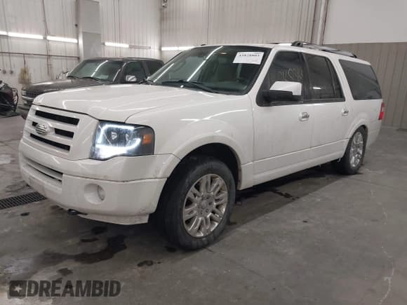 ✅ 2013 Ford Expedition Max Limited • VIN: 1FMJK2A55DEF00213 • Лот: 43828803. Опубликован ранее на IAAI с пробегом 325 039 миль. Бесплатный доступ к архиву аукционных продаж из США и подробный отчёт об истории автомобиля на DreamBid. Изображение 18.