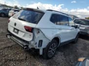 ✅ 2020 Volkswagen Tiguan SE • VIN: 3VV3B7AX2LM141943 • Lot: 81614705. Wystawiony na Copart z przebiegiem 59 124 mil. Bezpłatny archiwum sprzedaży aukcyjnych z USA i szczegółowy raport historii pojazdu na DreamBid. Zdjęcie 3.