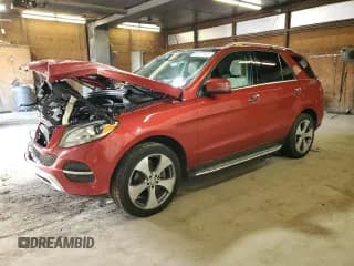 ✅ 2017 Mercedes-Benz GLE 350 • VIN: 4JGDA5HB5HA895441 • Lot: 91727535. Wystawiony na Copart z przebiegiem 179 701 mil. Bezpłatny archiwum sprzedaży aukcyjnych z USA i szczegółowy raport historii pojazdu na DreamBid. Zdjęcie 1.