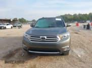 ✅ 2012 Toyota Highlander Limited • VIN: 5TDDK3EH0CS131961 • Lot: 43222784. Listed on IAAI with 334,295 mi. Free auction sales archive from the USA and detailed vehicle history report at DreamBid. Image 12.