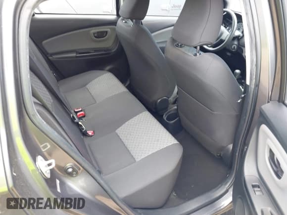 ✅ 2015 Toyota Yaris L • VIN: VNKKTUD39FA021998 • Lot: 42984994. Listed on IAAI with 82,913 mi. Free auction sales archive from the USA and detailed vehicle history report at DreamBid. Image 8.