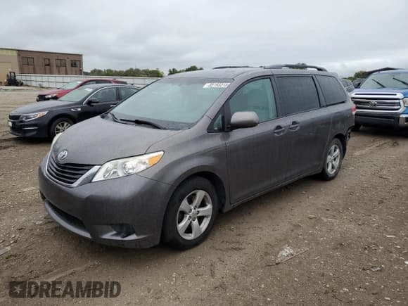 ✅ 2012 Toyota Sienna LE • VIN: 5TDKK3DC5CS278046 • Lot: 85193315. Listed on Copart with 103,320 mi. Free auction sales archive from the USA and detailed vehicle history report at DreamBid. Image 1.