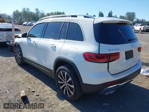 ✅ 2021 Mercedes-Benz GLB 250 • VIN: W1N4M4GB3MW098568 • Лот: 42621180. Опубликован ранее на IAAI с пробегом 88 511 миль. Бесплатный доступ к архиву аукционных продаж из США и подробный отчёт об истории автомобиля на DreamBid. Изображение 3.