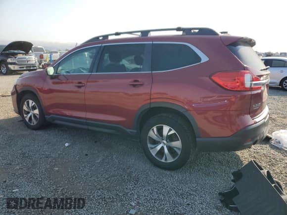 ✅ 2022 Subaru Ascent Premium • VIN: 4S4WMACD8N3445669 • Лот: 64824545. Опубликован ранее на Copart с пробегом 68 532 миль. Бесплатный доступ к архиву аукционных продаж из США и подробный отчёт об истории автомобиля на DreamBid. Изображение 2.