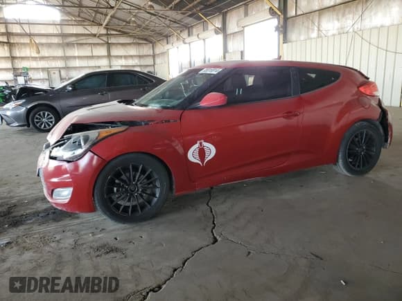 ✅ 2015 Hyundai Veloster • VIN: KMHTC6AD4FU225057 • Lot: 85816814. Wystawiony na Copart z przebiegiem 135 644 mil. Bezpłatny archiwum sprzedaży aukcyjnych z USA i szczegółowy raport historii pojazdu na DreamBid. Zdjęcie 1.