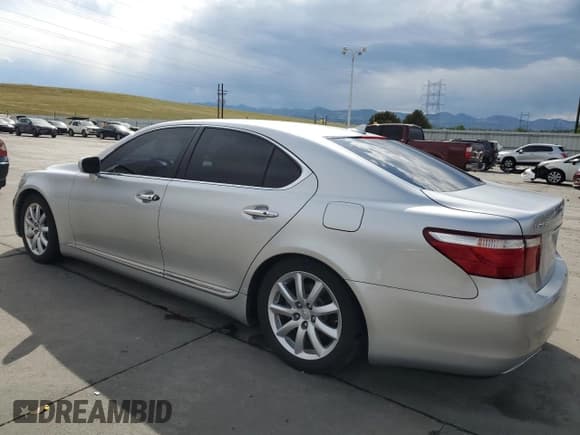 ✅ 2009 Lexus LS 460 • VIN: JTHBL46F295084811 • Lot: 63098335. Wystawiony na Copart z przebiegiem 191 904 mil. Bezpłatny archiwum sprzedaży aukcyjnych z USA i szczegółowy raport historii pojazdu na DreamBid. Zdjęcie 2.