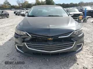 2017 Chevrolet Malibu LS z VIN 1G1ZB5ST4HF249943, wystawiony jako Copart lot #90062835 z przebiegiem 142 019 mil mil oraz Szkoda całkowita • Salvage title. Historia ofert i sprzedaży dostępna na DreamBid. Obrazek 5.
