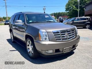 ✅ 2012 Cadillac Escalade Luxury • VIN: 1GYS4BEF8CR125862 • Lot: 63012505. Wystawiony na Copart z przebiegiem 187 378 mil. Bezpłatny archiwum sprzedaży aukcyjnych z USA i szczegółowy raport historii pojazdu na DreamBid. Zdjęcie 1.