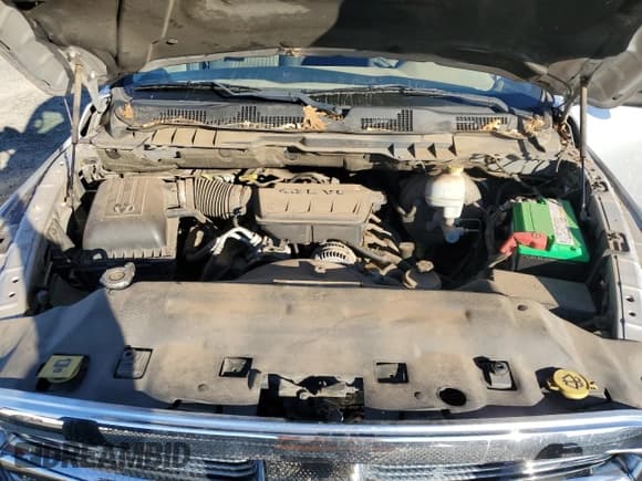 ✅ 2009 Dodge 1500 SLT • VIN: 1D3HB18P09S796780 • Lot: 88502695. Wystawiony na Copart z przebiegiem 184 760 mil. Bezpłatny archiwum sprzedaży aukcyjnych z USA i szczegółowy raport historii pojazdu na DreamBid. Zdjęcie 11.