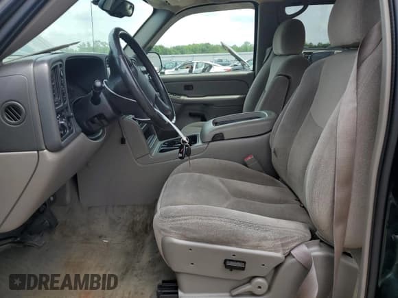 ✅ 2004 GMC Yukon SLE • VIN: 1GKEK13V74J137955 • Лот: 60915455. Опубликован ранее на Copart с пробегом 208 810 миль. Бесплатный доступ к архиву аукционных продаж из США и подробный отчёт об истории автомобиля на DreamBid. Изображение 7.