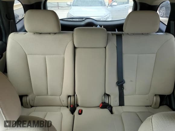 ✅ 2012 Hyundai Santa Fe GLS • VIN: 5XYZG3AB7CG167510 • Lot: 70720874. Listed on Copart with Not provided. Free auction sales archive from the USA and detailed vehicle history report at DreamBid. Image 10.