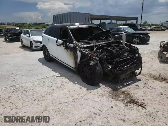 ✅ 2021 Land Rover Range Rover Velar R-Dynamic S • VIN: SALYT2EX3MA304878 • Лот: 63315935. Опубликован ранее на Copart с пробегом Не указан. Бесплатный доступ к архиву аукционных продаж из США и подробный отчёт об истории автомобиля на DreamBid. Изображение 14.