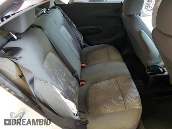 2020 Chevrolet Sonic LS с VIN 1G1JB5SB7L4105019, выставлен на аукционе Copart как лот 55061395 с пробегом 52 913 миль миль и Списание • Salvage title. История ставок и продаж доступна на DreamBid. Изображение 10.