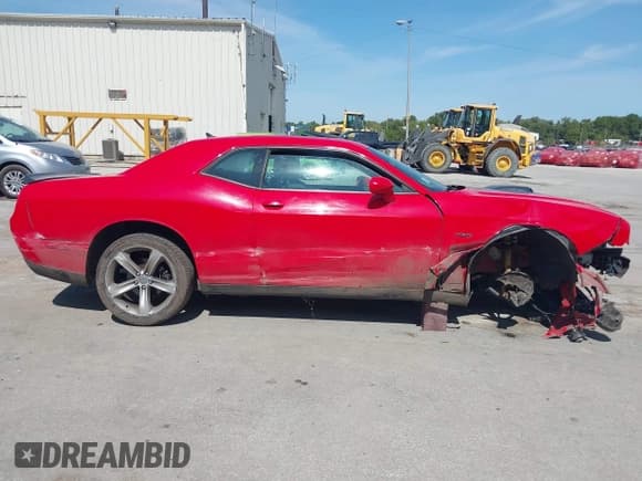 ✅ 2016 Dodge Challenger R/T Plus • VIN: 2C3CDZBT3GH299992 • Lot: 43188443. Listed on IAAI with 57,177 mi. Free auction sales archive from the USA and detailed vehicle history report at DreamBid. Image 13.