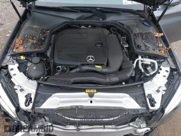 ✅ 2021 Mercedes-Benz C 300 • VIN: W1KWF8EB5MR612798 • Lot: 42992980. Wystawiony na IAAI z przebiegiem 17 243 mil. Bezpłatny archiwum sprzedaży aukcyjnych z USA i szczegółowy raport historii pojazdu na DreamBid. Zdjęcie 10.