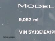 ✅ 2023 Tesla Model 3 • VIN: 5YJ3E1EA1PF424725 • Lot: 43321874. Wystawiony na IAAI z przebiegiem 9 052 mil. Bezpłatny archiwum sprzedaży aukcyjnych z USA i szczegółowy raport historii pojazdu na DreamBid. Zdjęcie 16.