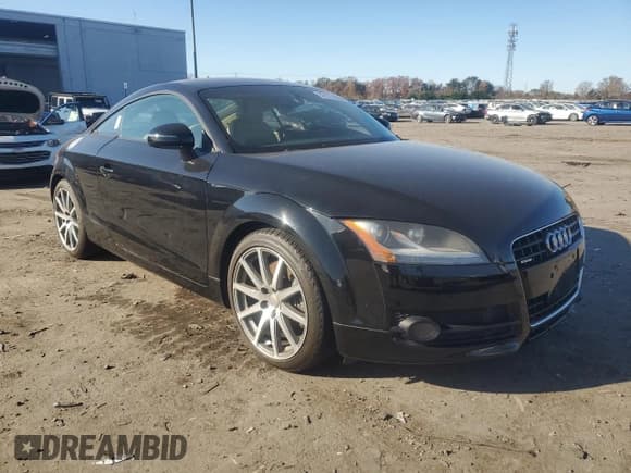 ✅ 2008 Audi TT 3.2L • VIN: TRUDD38J281000534 • Lot: 92917485. Wystawiony na Copart z przebiegiem 116 041 mil. Bezpłatny archiwum sprzedaży aukcyjnych z USA i szczegółowy raport historii pojazdu na DreamBid. Zdjęcie 4.