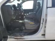 ✅ 2016 GMC Sierra 3500 • VIN: 1GT42VCG6GF243949 • Lot: 83846095. Wystawiony na Copart z przebiegiem 271 675 mil. Bezpłatny archiwum sprzedaży aukcyjnych z USA i szczegółowy raport historii pojazdu na DreamBid. Zdjęcie 7.