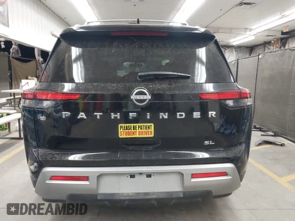 ✅ 2024 Nissan Pathfinder SL • VIN: 5N1DR3CB8RC266038 • Lot: 43524206. Wystawiony na IAAI z przebiegiem 25 963 mil. Bezpłatny archiwum sprzedaży aukcyjnych z USA i szczegółowy raport historii pojazdu na DreamBid. Zdjęcie 15.