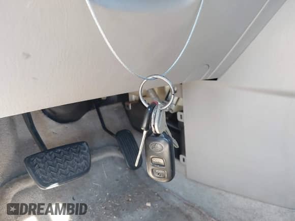 2001 Toyota Highlander с VIN JTEGF21A810011163, выставлен на аукционе IAAI как лот 39456614 с пробегом 194 532 миль миль и . История ставок и продаж доступна на DreamBid. Изображение 11.