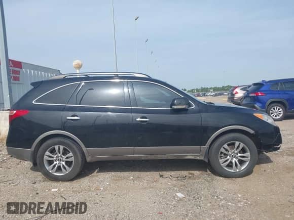 2012 Hyundai Veracruz Limited z VIN KM8NU4CC9CU197363, wystawiony jako IAAI lot #42591498 z przebiegiem 203 285 mil mil oraz . Historia ofert i sprzedaży dostępna na DreamBid. Obrazek 13.