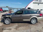 ✅ 2008 Subaru Outback i • VIN: 4S4BP61C087302922 • Lot: 42478972. Wystawiony na IAAI z przebiegiem 134 336 mil. Bezpłatny archiwum sprzedaży aukcyjnych z USA i szczegółowy raport historii pojazdu na DreamBid. Zdjęcie 15.