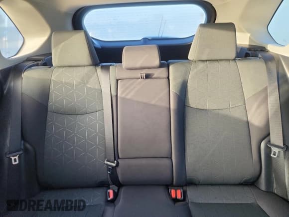 ✅ 2023 Toyota RAV4 XLE • VIN: 2T3W1RFV7PW274882 • Lot: 90611355. Wystawiony na Copart z przebiegiem 113 606 mil. Bezpłatny archiwum sprzedaży aukcyjnych z USA i szczegółowy raport historii pojazdu na DreamBid. Zdjęcie 10.